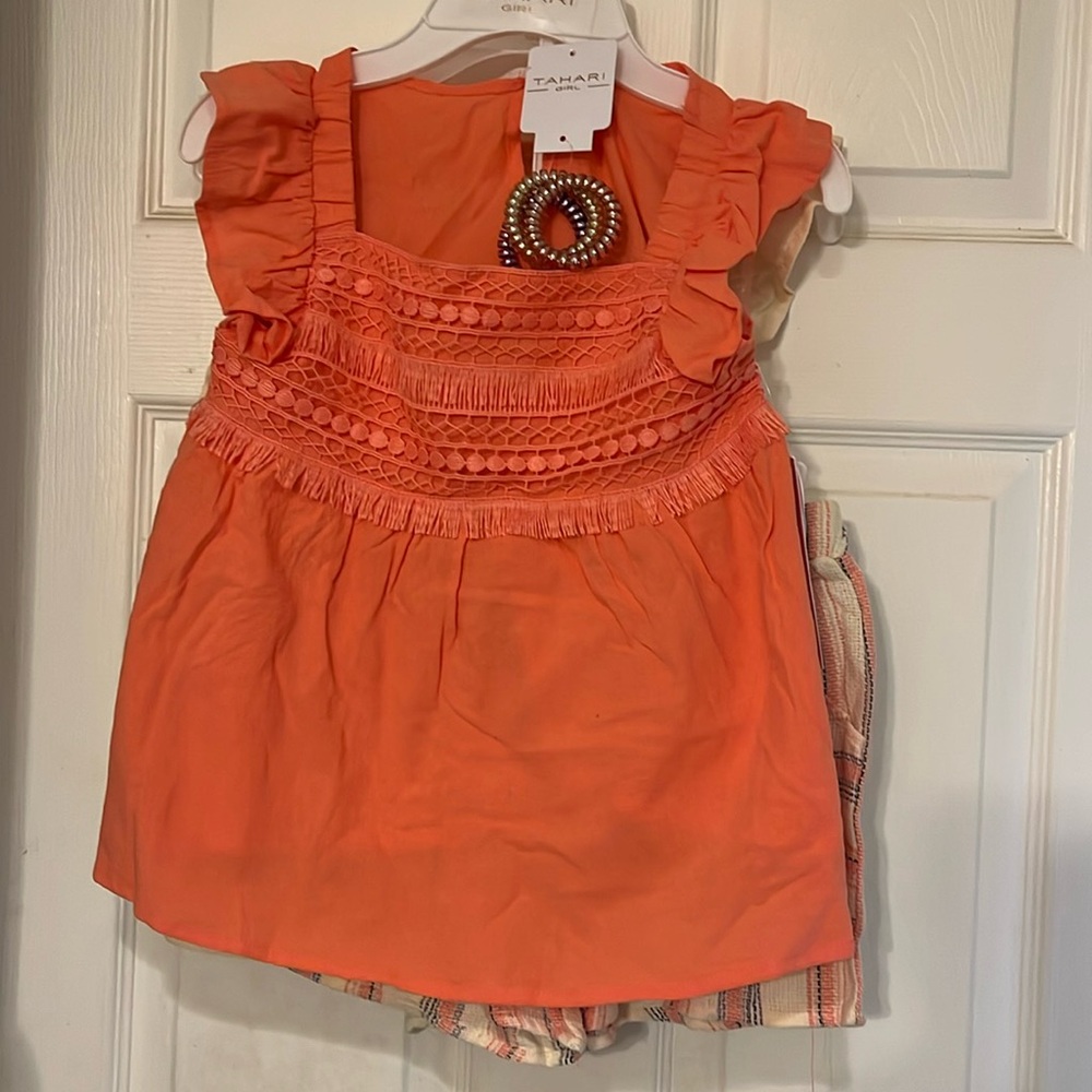 Tahiri Girl ,size 8 color orange and beige New with tag